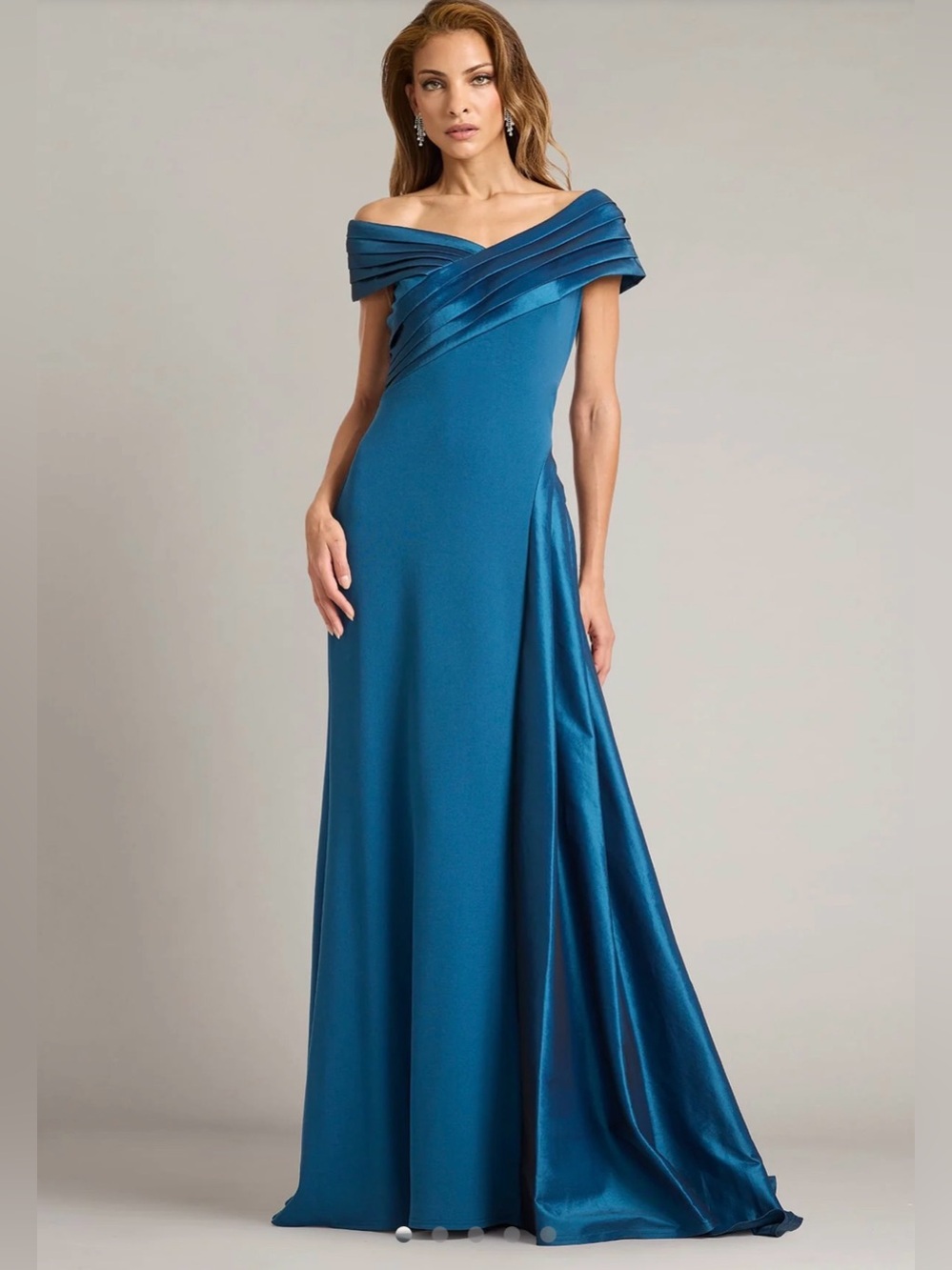 NEW Tadashi Shoji Elysian Team Draped Overlay Off-Shoulder Train Gown, Size 8